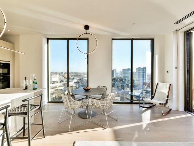 Flat for sale in Kensal Town, Greater London