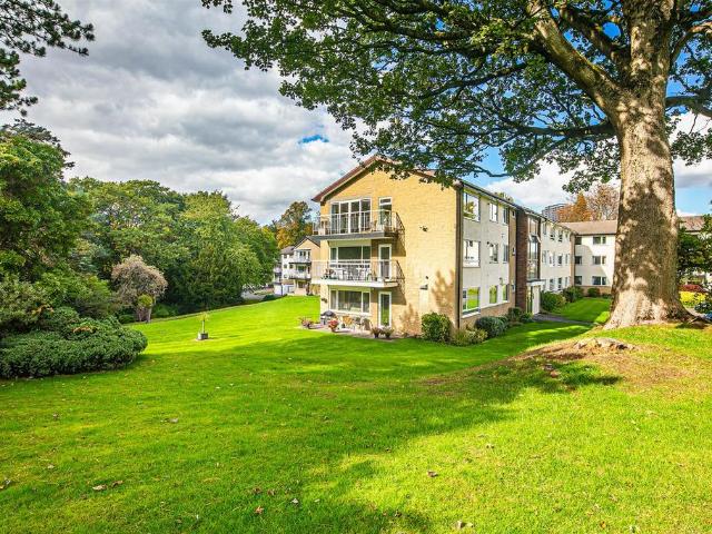 Flat for sale in Endcliffe Student Village, Sheffield
