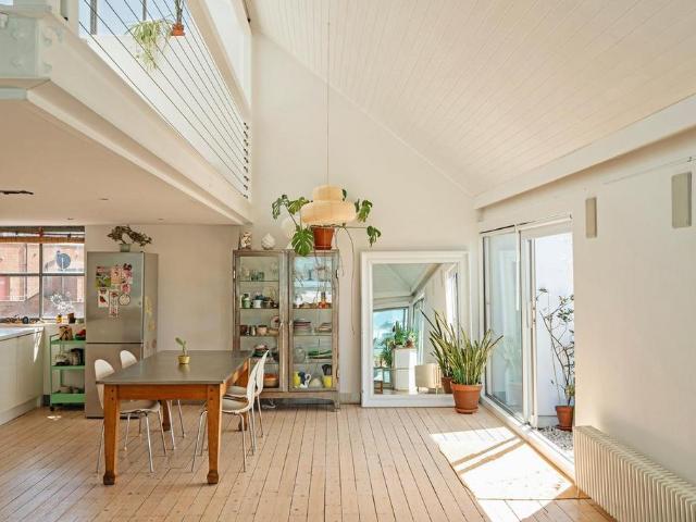 Flat for sale in Bromley-by-Bow, Greater London