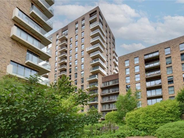 Flat for sale in Kidbrooke, Greater London