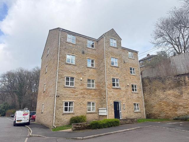 Flat for sale in Luddendenfoot, West Yorkshire