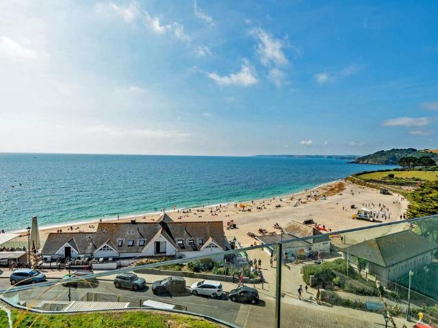 Flat for sale in Falmouth, Cornwall