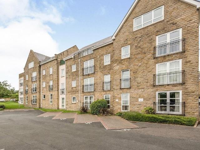 Flat for sale in Copley, Savile Park
