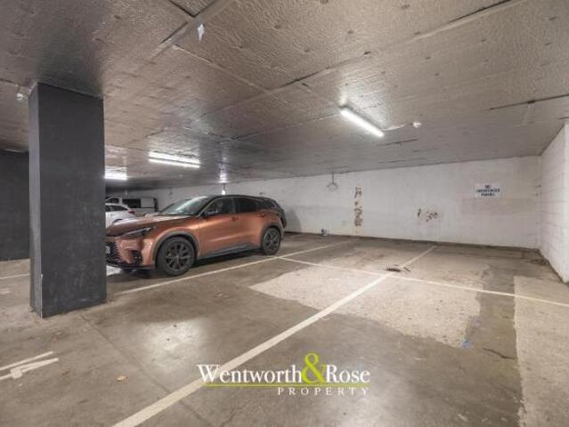 Apartment for sale in South Lane, West Yorkshire