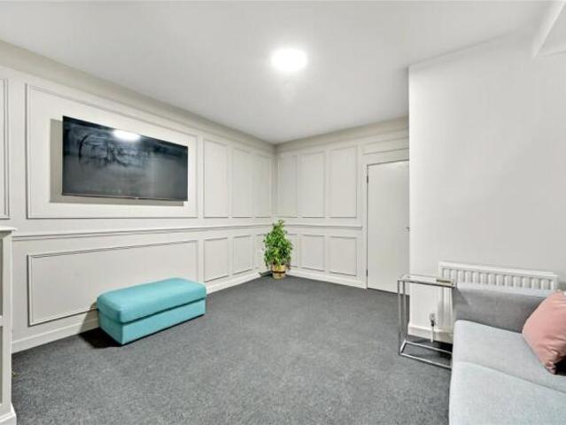 Apartment for sale in Low Harrogate, Harrogate