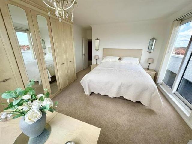 Apartment for sale in Southsea, City Of Portsmouth