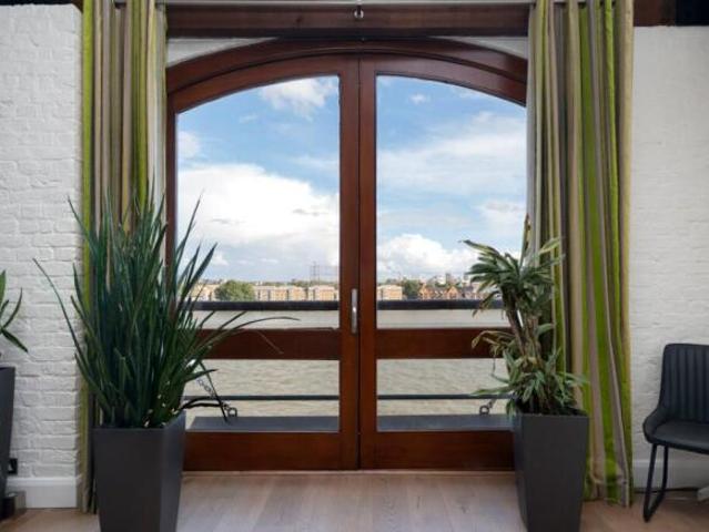 Apartment for sale in Cat Hill