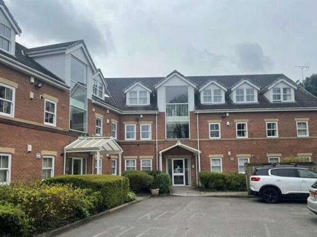 House for sale in Roby Mill, Lancashire