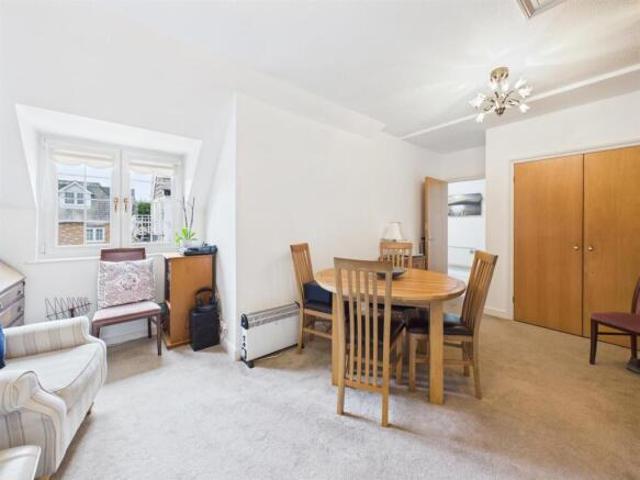 Apartment for sale in Prestwich, Bury
