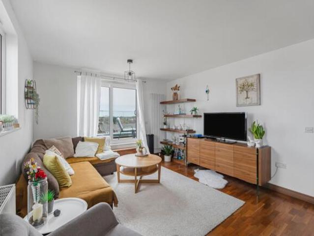 Apartment for sale in Alton Barnes, Essex