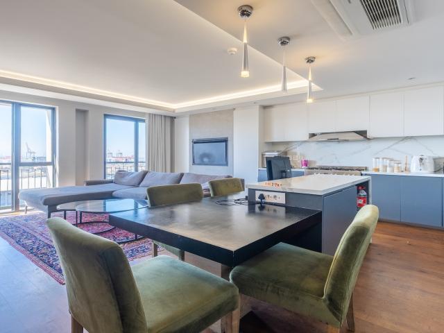 Apartment for rent in Hout Bay, Western Cape