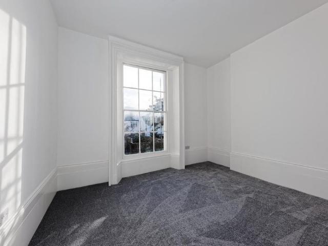 House for rent in Oxenden, The Bridge