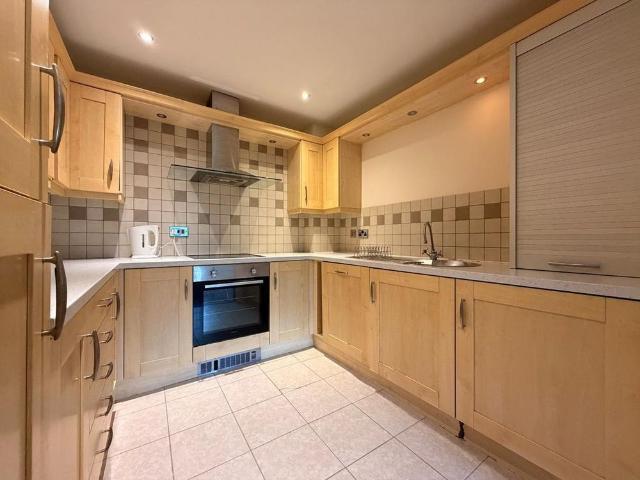 House for rent in Barton In Fabis, East Midlands