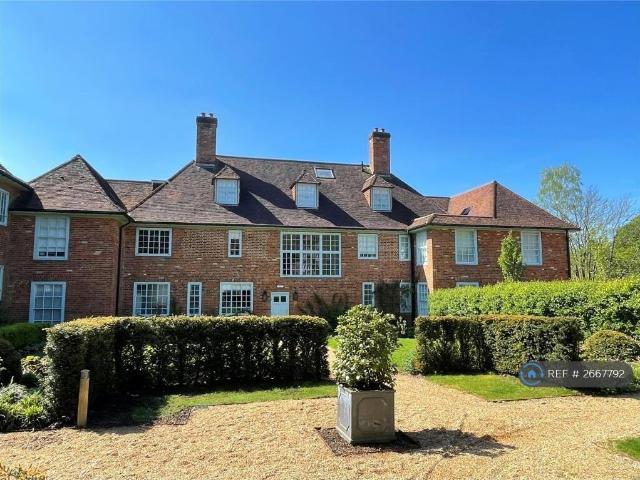 Flat for rent in Littlecote, West Sussex