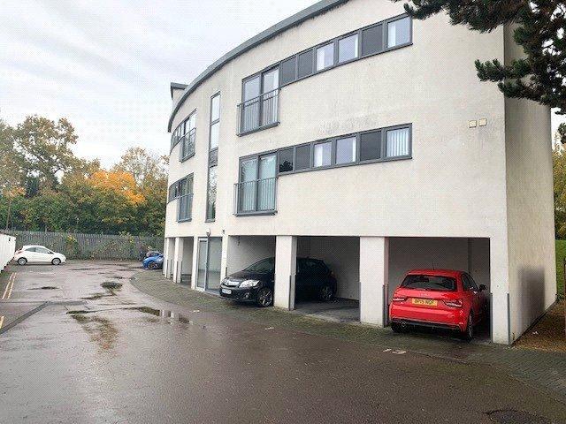 Flat for rent in Golden Valley, Gloucestershire