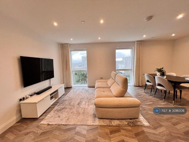 House for rent in Longlands, Halfway Street