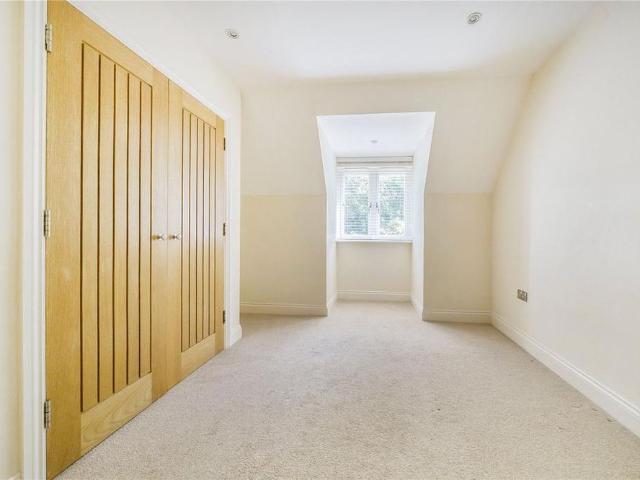 House for rent in Sunningdale, Windsor and Maidenhead