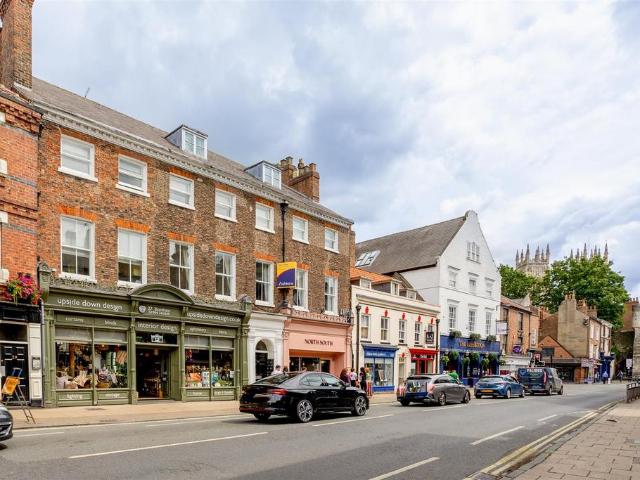 Flat for rent in High Field, York
