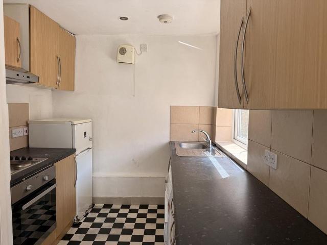 House for rent in Spring Park, Luton