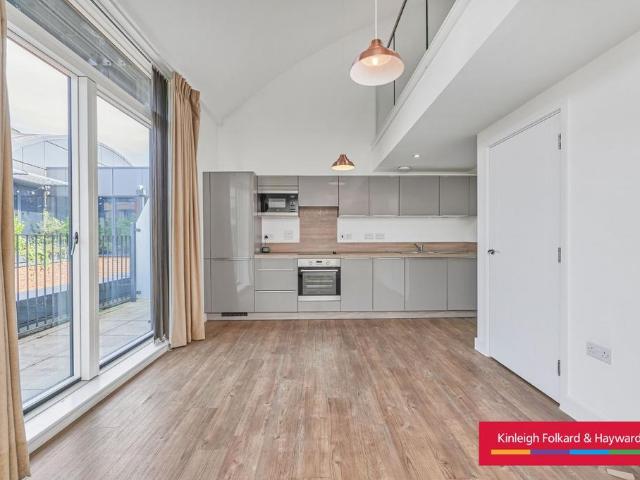 Flat for rent in Brixton, Greater London