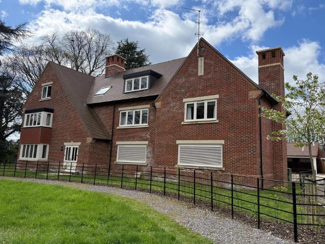 Flat for rent in Ashurst Bridge, Hampshire