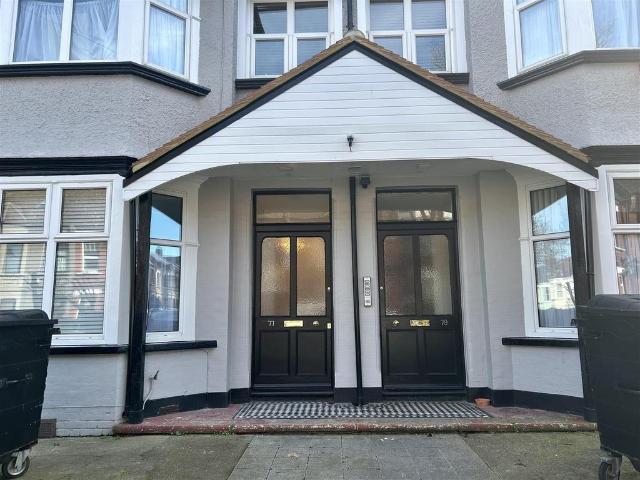 Flat for rent in Cliftonville West, Acol