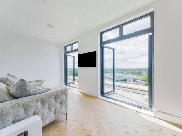 House for rent in St Albans, Five Acres