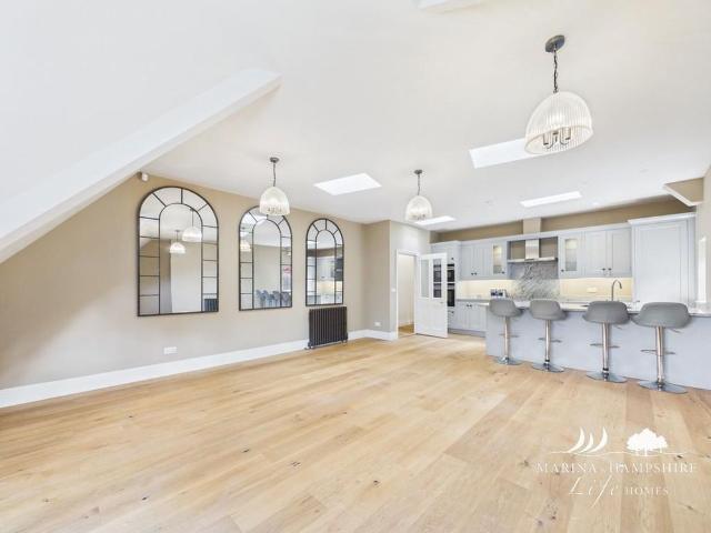 House for rent in Littlecote, West Sussex