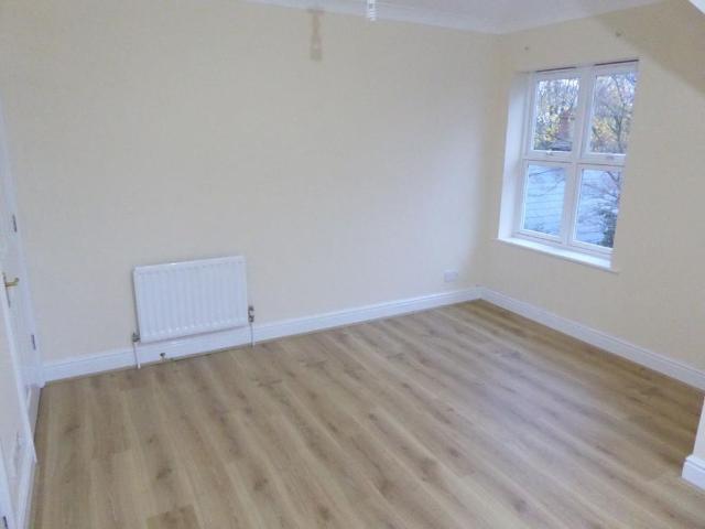 House for rent in Birch Green, Spelthorne