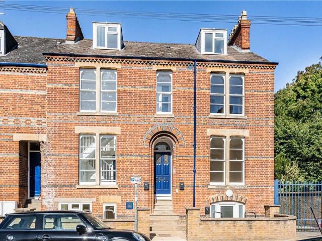 Flat for rent in The Slade, Oxfordshire