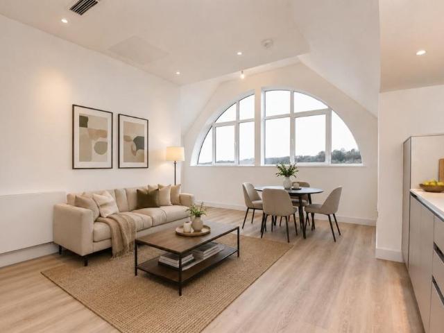House for rent in Holloway Hill, Fole