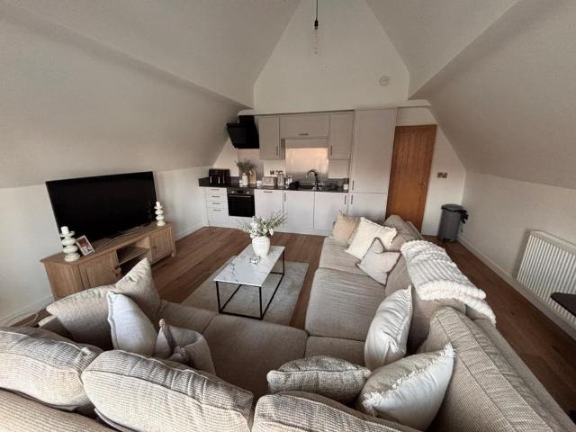 House for rent in Barton In Fabis, East Midlands