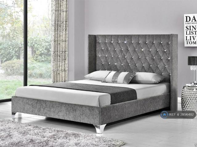 Flat for rent in Weetwood, Isle Of Man