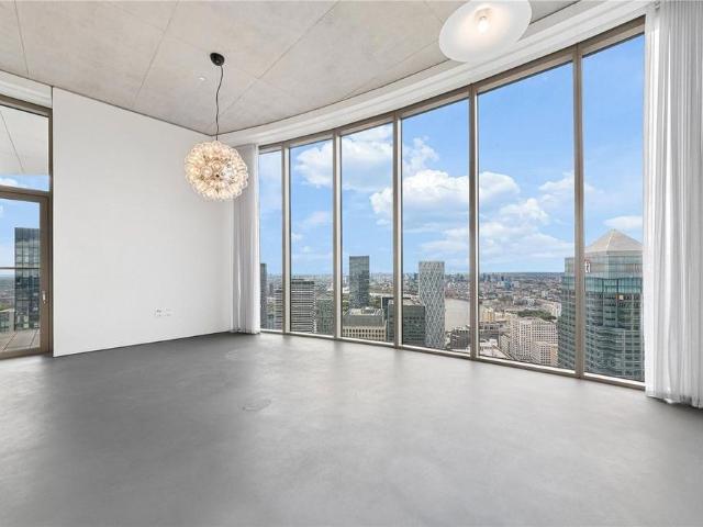 House for rent in London Borough of Tower Hamlets, Greater London