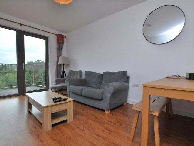House for rent in Guildford Park, Westborough