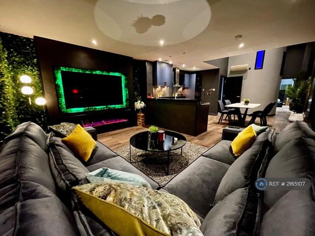 Flat for rent in West Yorkshire