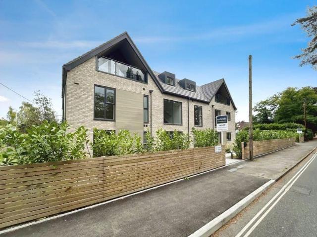 Apartment for rent in West Parley, East Dorset