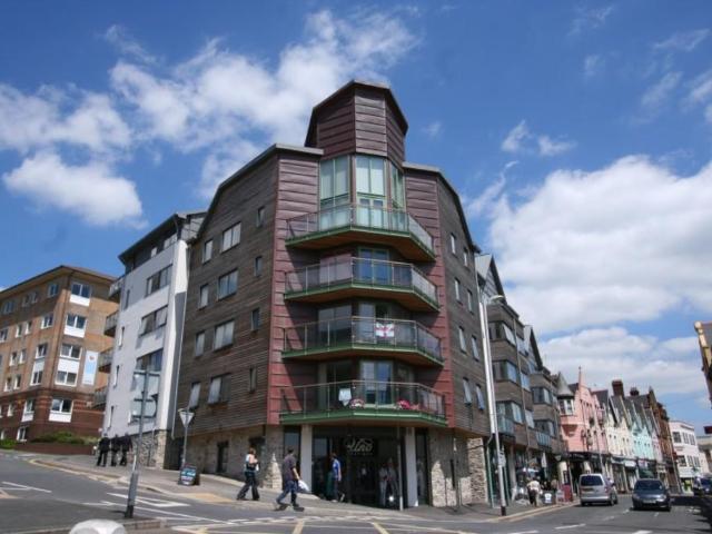 Flat for rent in Greenbank, Mount Wise