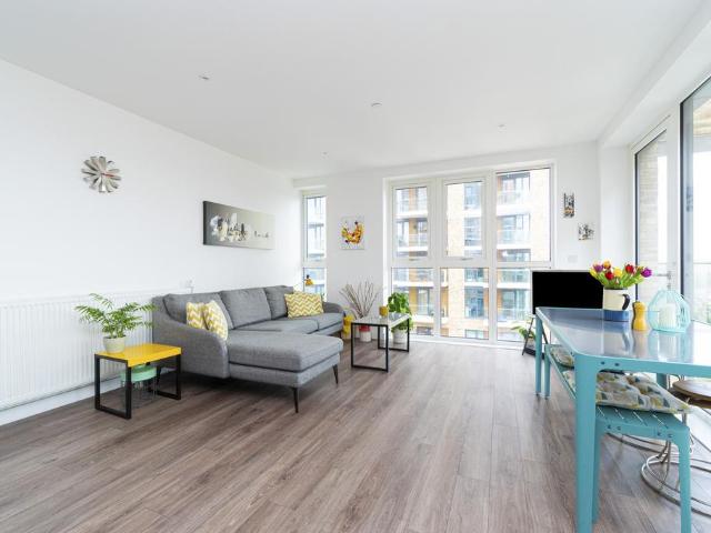 Flat for rent in Glyndon, Plumstead