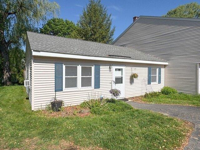 Condo for sale in Pepperell, Massachusetts
