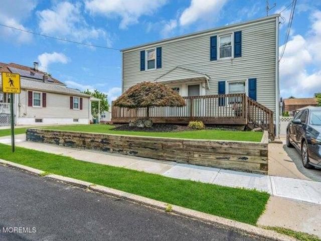 House for sale in Perth Amboy, New Jersey