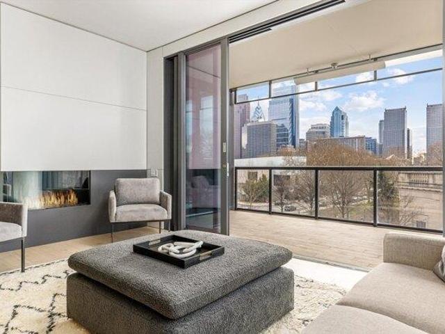 Condo for sale in Center City, Philadelphia