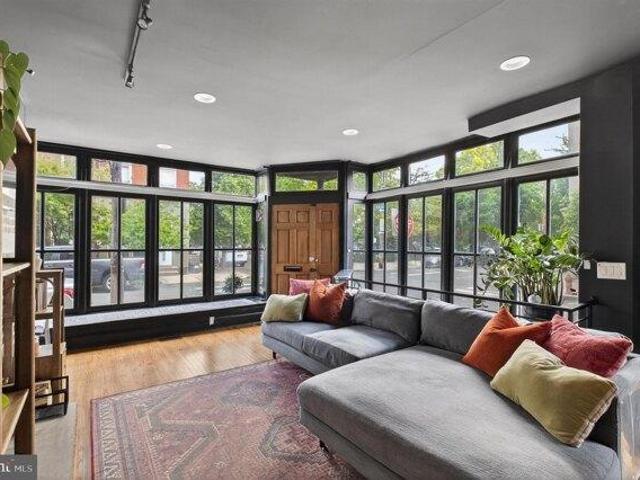 House for sale in South Philadelphia, Philadelphia