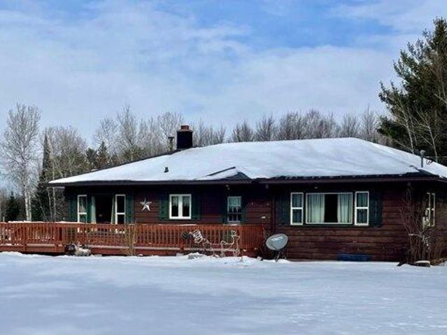 House for sale in Phillips
