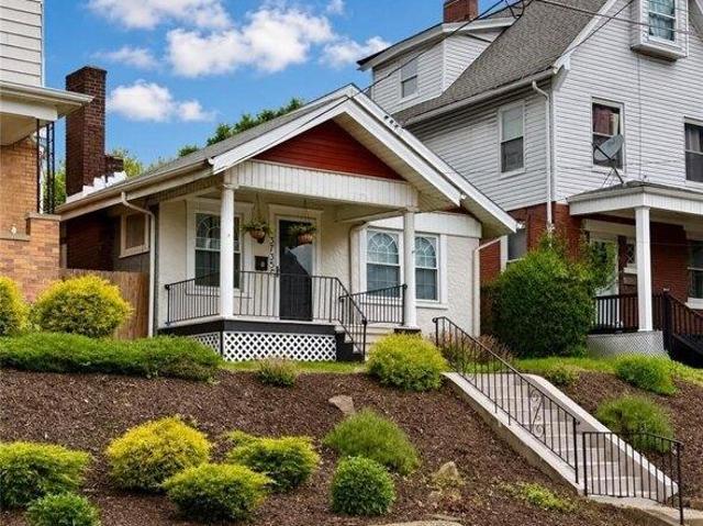 House for sale in Pittsburg, Pennsylvania