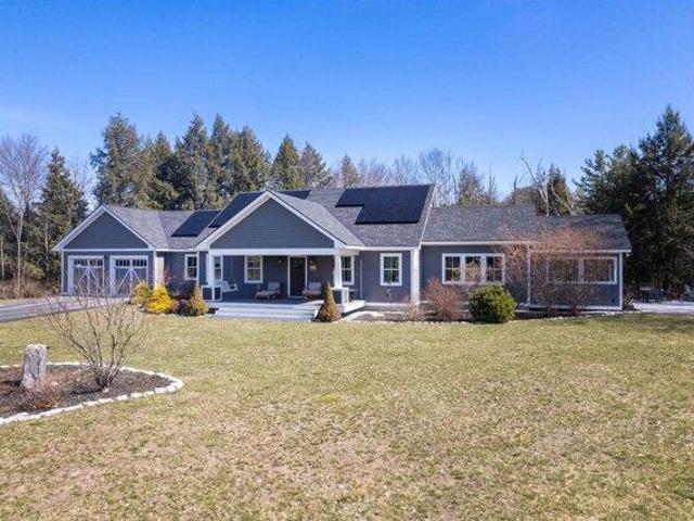 House for sale in Pittsford, Vermont