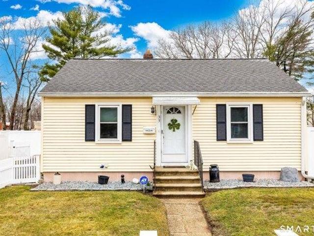 House for sale in Plainville, Connecticut