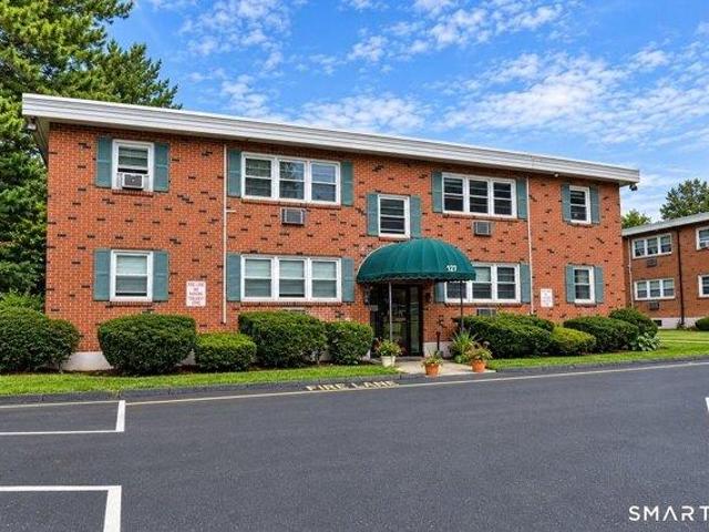 Condo for sale in Plainville, Capitol Planning Region