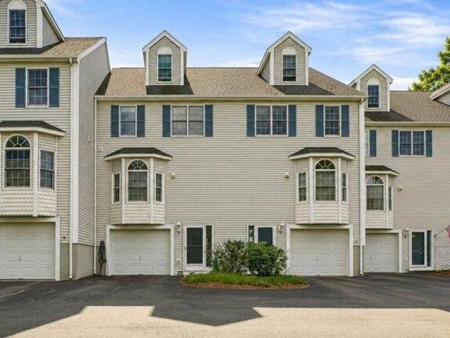 Condo for sale in Plainville, Massachusetts
