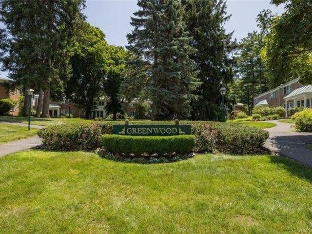 Condo for sale in Pleasantville, New York